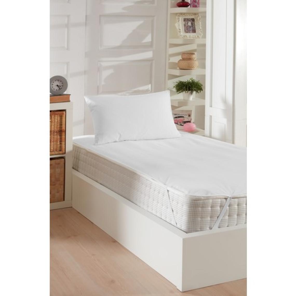 Decovilla 60 x 120 Pamuk Bebek Alezi Köşe Lastikli Sıvı Geçirmez