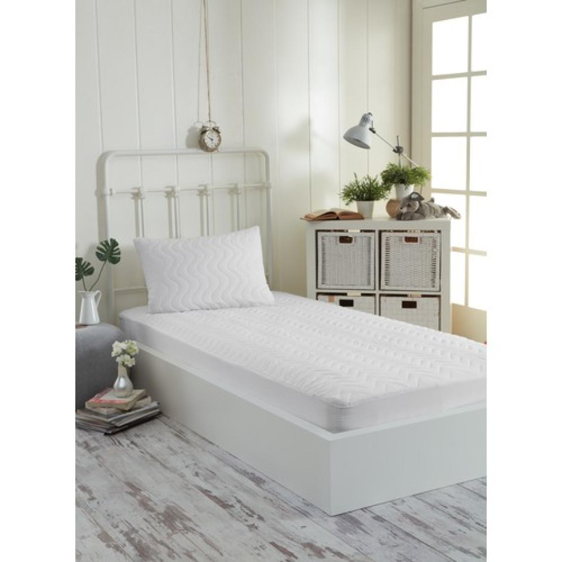 Decovilla 100x200 Kapitone Fitted Alez Sıvı Geçirmez