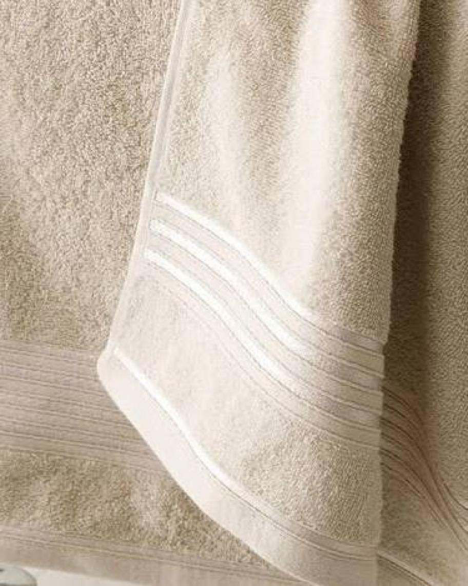 English Home Romantic Stripe Floşlu Banyo Havlusu Takımı 50 x 85CM + 70 x 150CM Açık Gri