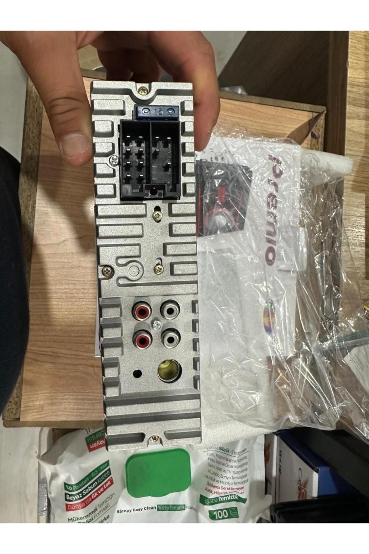 Sunsay Premio Çift USB Girişli Bluetooth Oto Teyp Araba Teybi Radyo Sd Aux Teyp Çift Amfi Çıkışlı