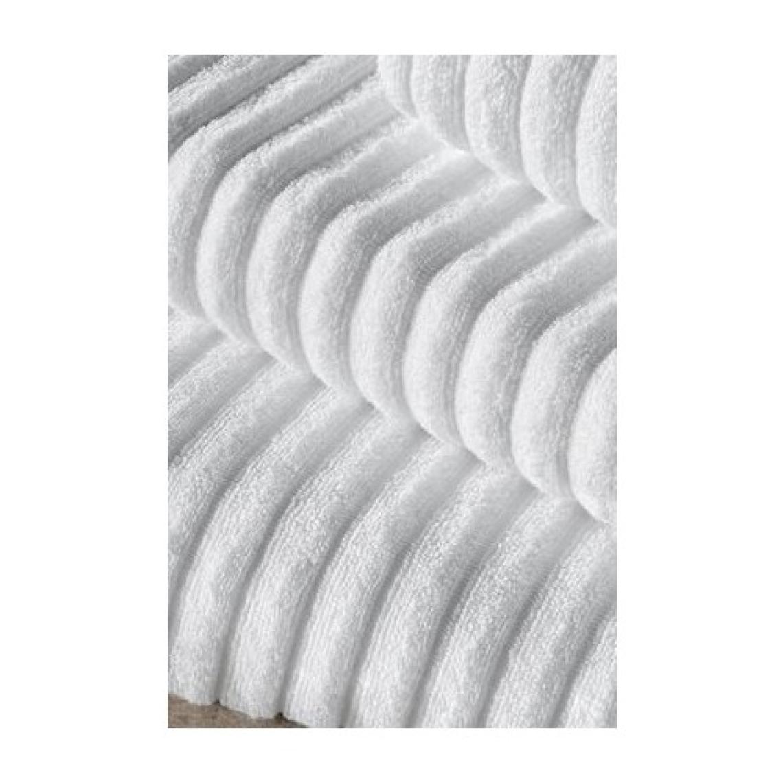 Varol 4 Adet Mitis Serisi Otel Havlusu 50x90 250gr Beyaz