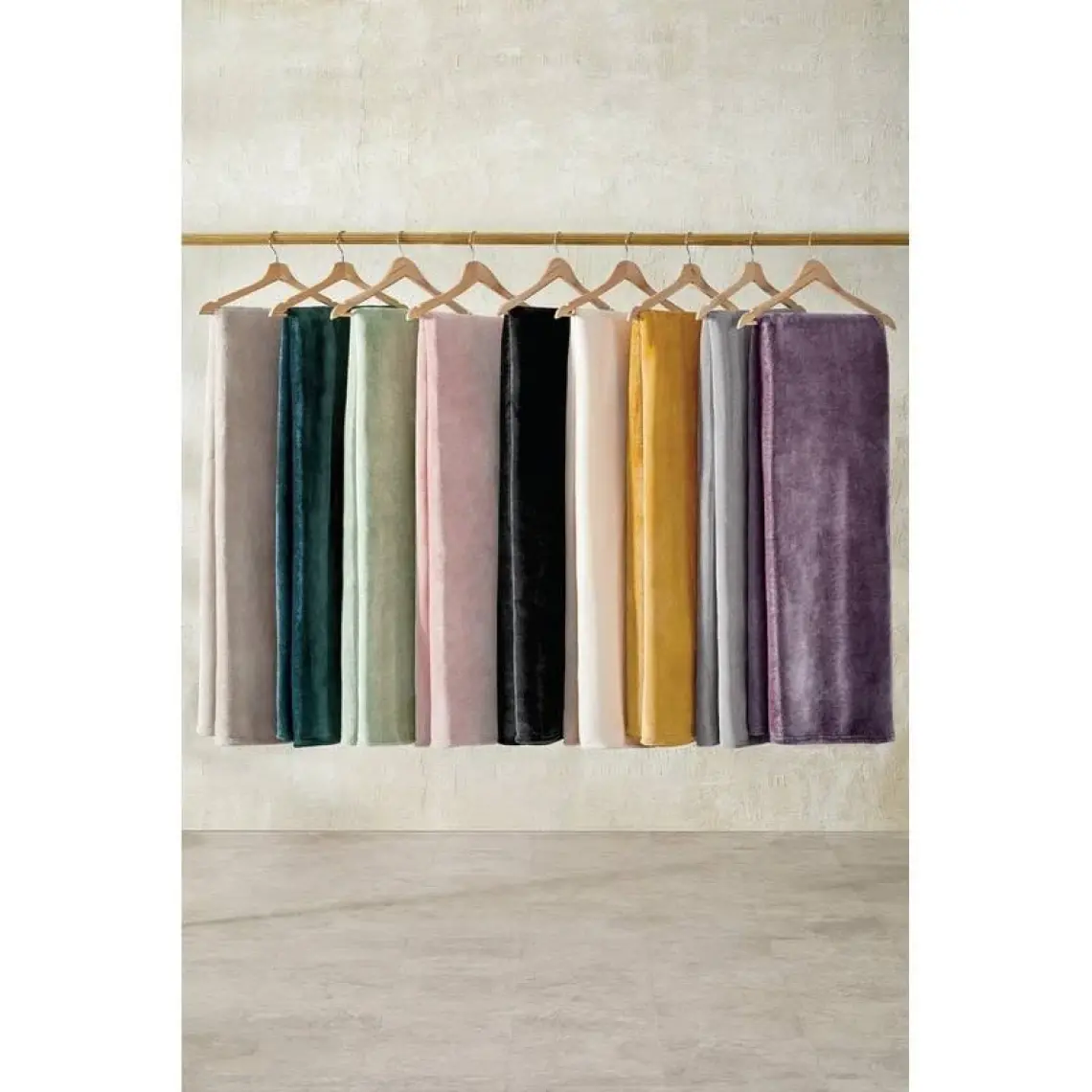 Yataş Bedding Olenna Wellsoft Tv Battaniyesi 140x190 cm - Adaçayı