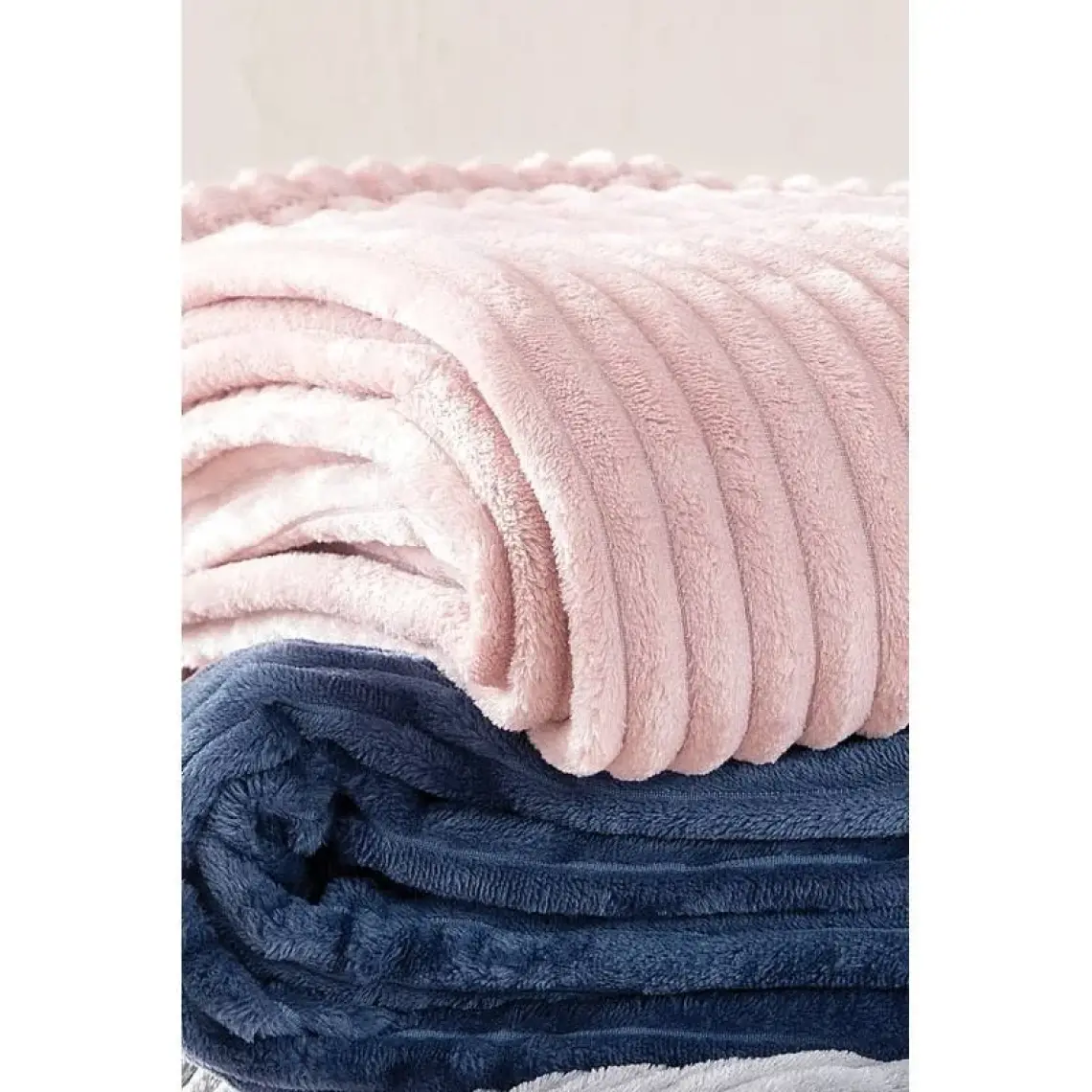 Yataş Bedding Holly Wellsoft Tv Battaniyesi 140x190 cm - Ekru