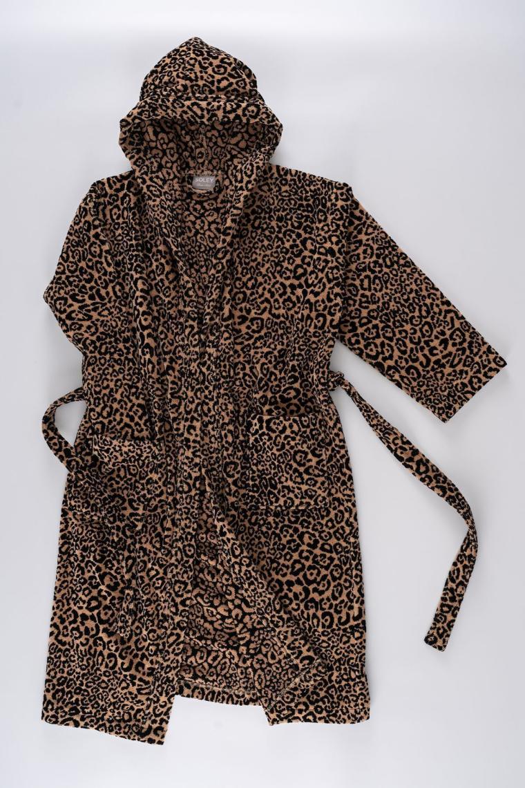 | Panthera | %100 Pamuk Leopar Desenli Kadife Bornoz