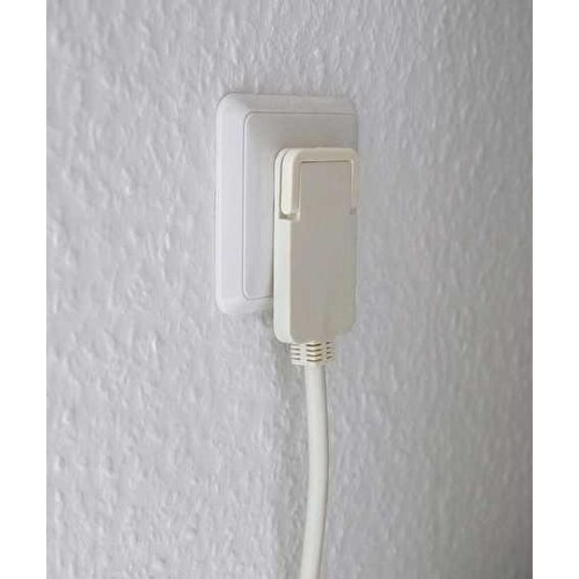 Brennenstuhl Comfort-Line Plus 6'Lı Güç Şeridi Anahtarlı, 2M Kablo Beyaz