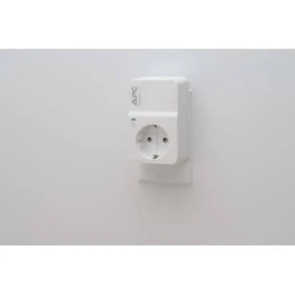 Schneider Electric APC Tekli Akım Korumalı Priz  230V PM1W-GR (Beyaz)