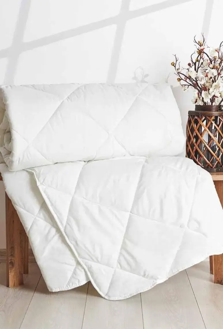 Nuvomon Çift Kişilik Microfiber Yorgan - 195X215 cm