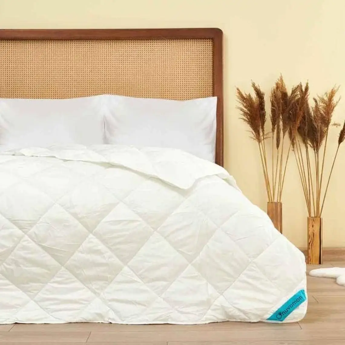 Nuvomon Çift Kişilik Microfiber Yorgan - 195X215 cm