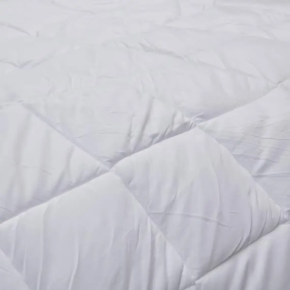 Nuvomon Çift Kişilik Microfiber Yorgan - 195X215 cm