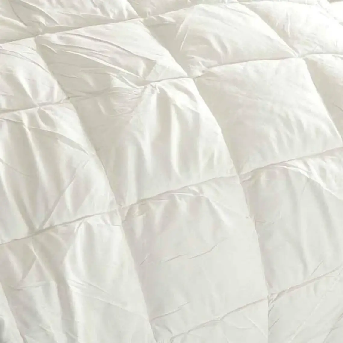 Nuvomon Çift Kişilik Microfiber Yorgan - 195X215 cm