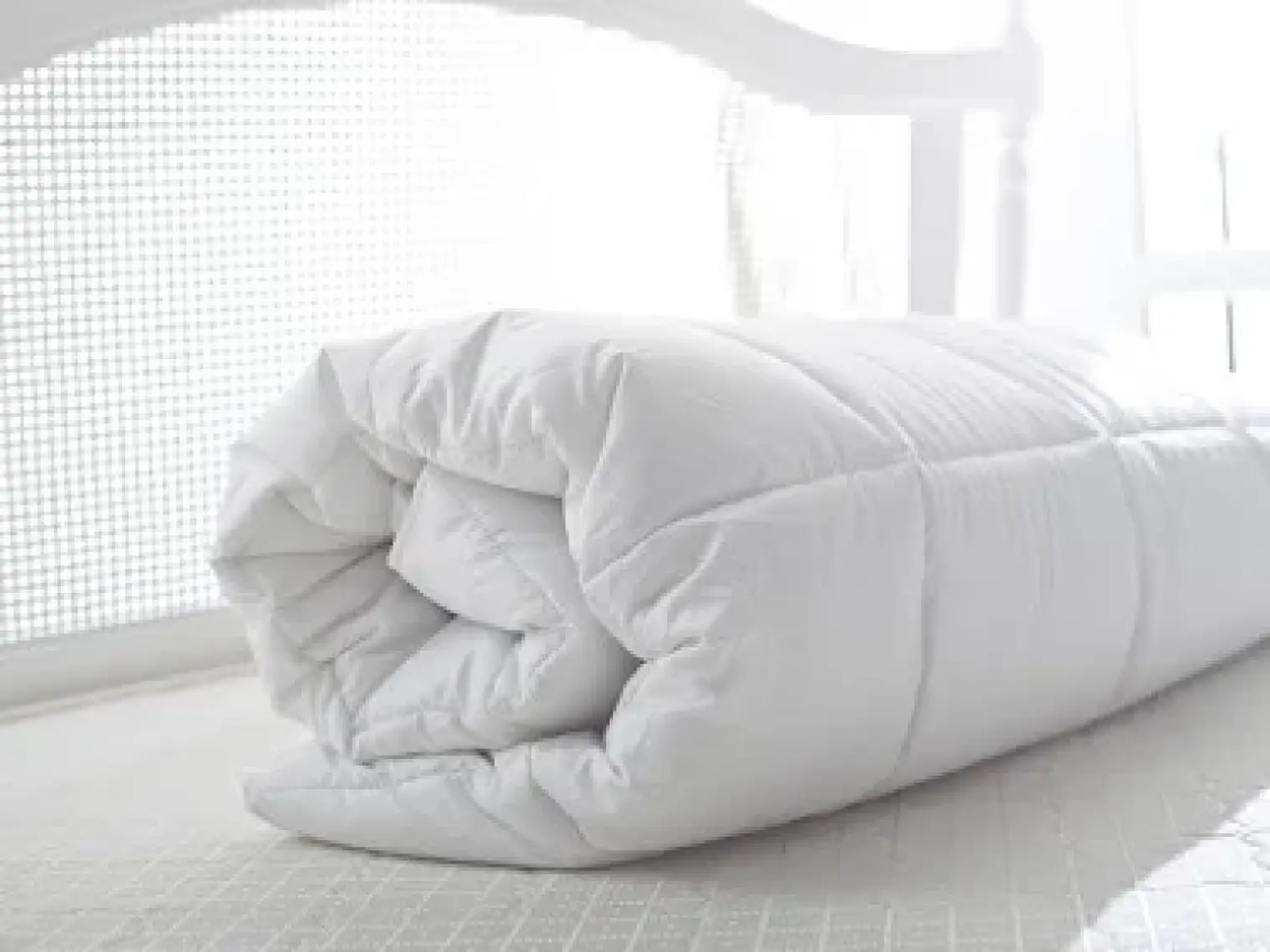 English Home Siesta Mikrofiber Çift Kişilik Yorgan 195 x 215 cm Beyaz
