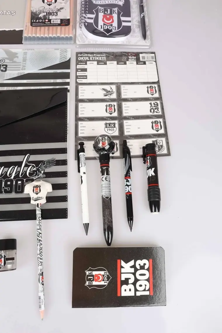 Beşiktaş Lisanslı  36 Parça Premıum Kırtasiye Seti
