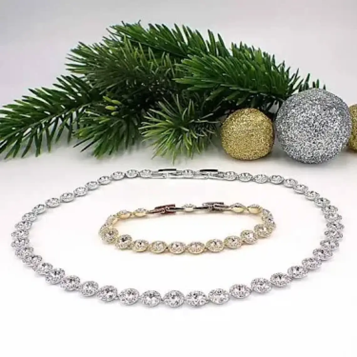 Swarovski SWR 5367845 Kadın Kolye