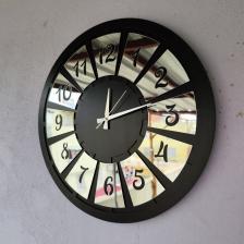 AA Shop Siyah Renk Pleksi Sayılı Hediyelik Ahşap Dekoratif Farklı Desenli Ev Hediyelik Duvar Saati 50CM