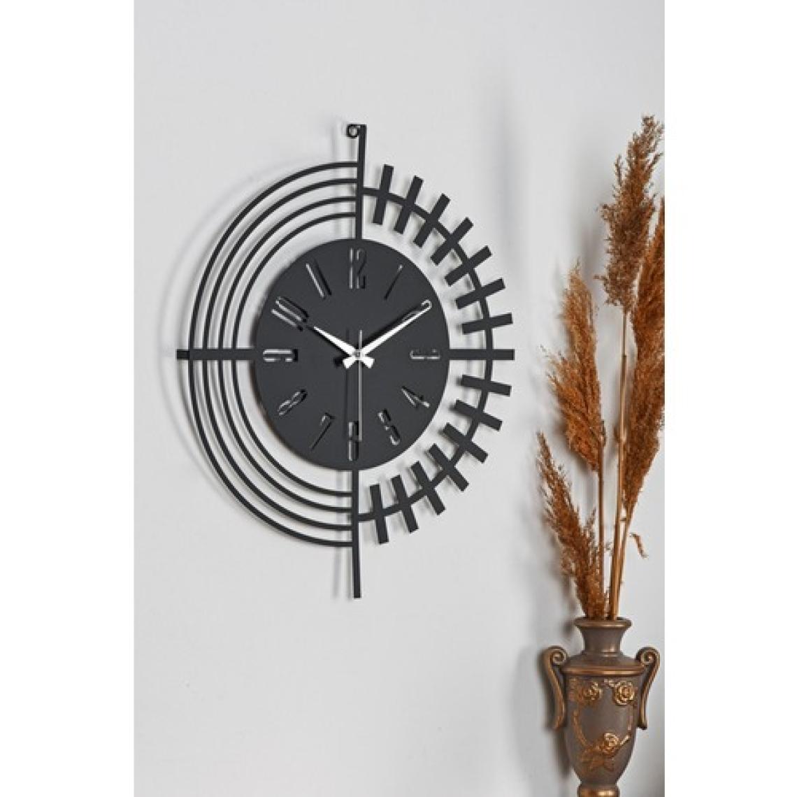 Muyika Dubai Yeni Koleksiyon Dekoratif Metal Siyah Duvar Saati 41X41CM Sessiz Mekanizma Mds-41