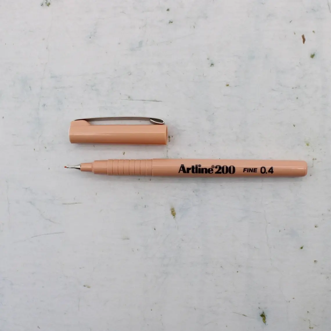 Artline 200 Fineliner 0.4mm Ince Uçlu Yazı ve Çizim Kalemi Turuncu