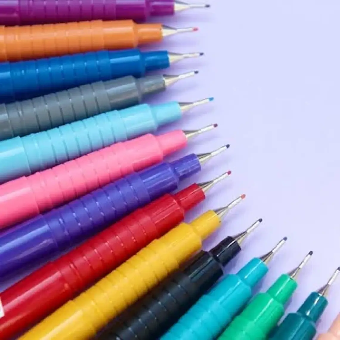 Artline 200 Fineliner 0.4mm Ince Uçlu Yazı ve Çizim Kalemi Siyah