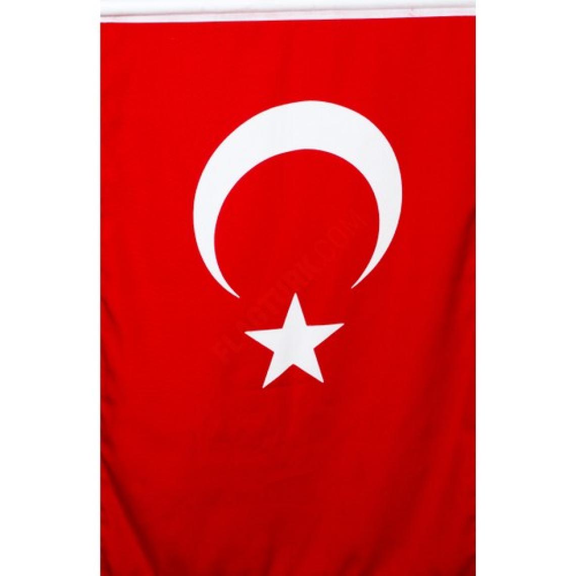 Özgüvenal Türk Bayrağı Alpaka Kumaş Sopalı 50 x 75 cm