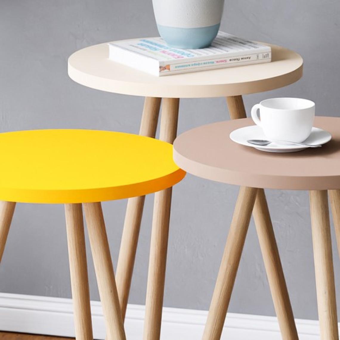 İntergo Renkli 3'lü Zigon Sehpa Ahşap Ayaklı Yuvarlak Pastel Tasarım - Cappuccino - Krem - Sarı