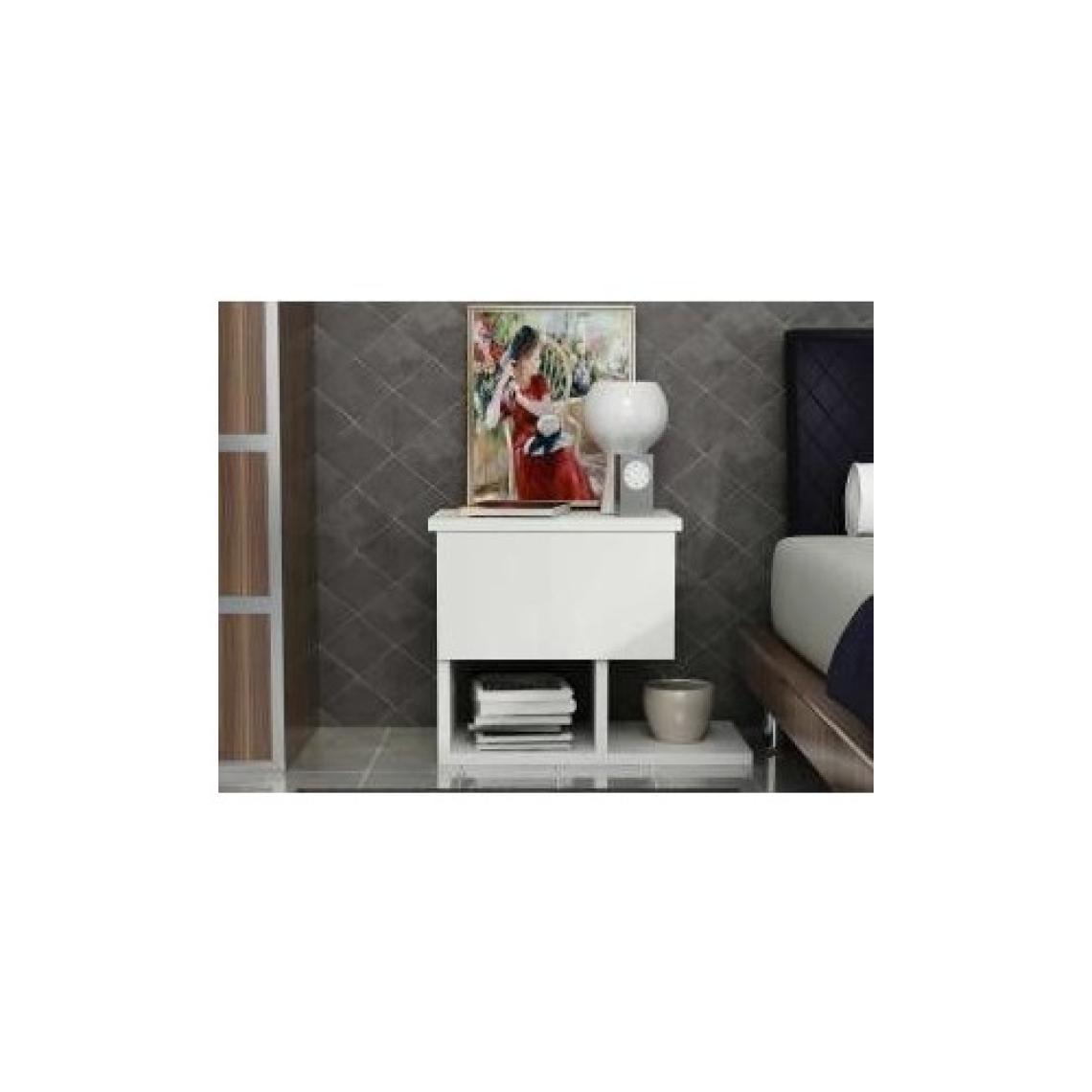 Decorotika Yasso Komodin