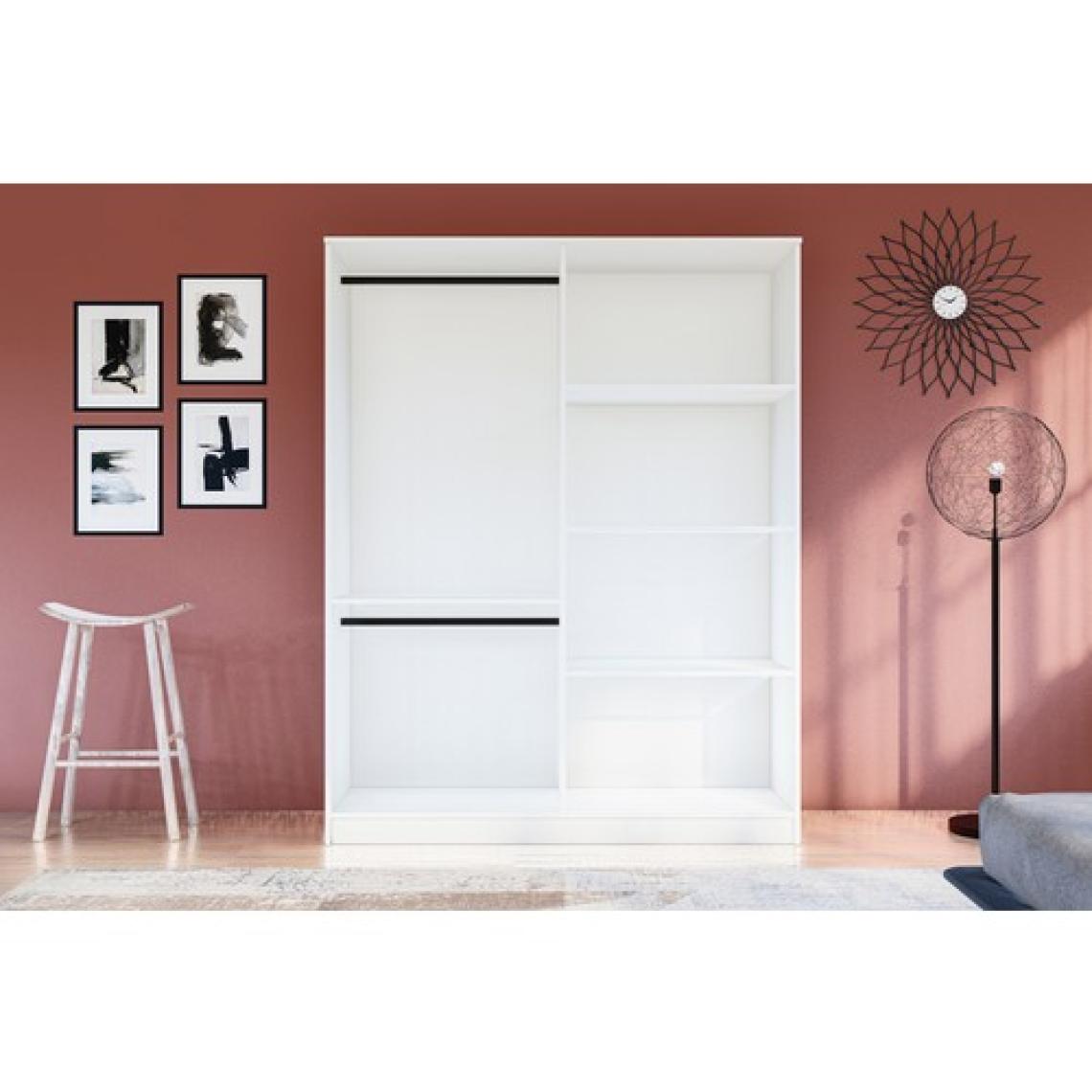 Metalia Gm 052 4 Kapılı Düğme Kulplu Gardrop