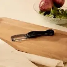 Sofra Mutfak Sebze Soyacağı – Plastik ve Metal Gövde, Füme Renk, Dayanıklı ve Ergonomik Tasarım 18,7 cm