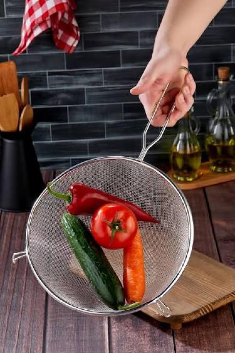 EW's Kitchenware Tencereye Takılan 22 cm Lüks Orta Boy Çelik Tel Süzgeç & Kevgir