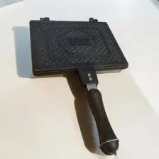 Taşhan Maxi Lüx Bakalit Saplı Ocak Üstü Döküm Tost Makinesi