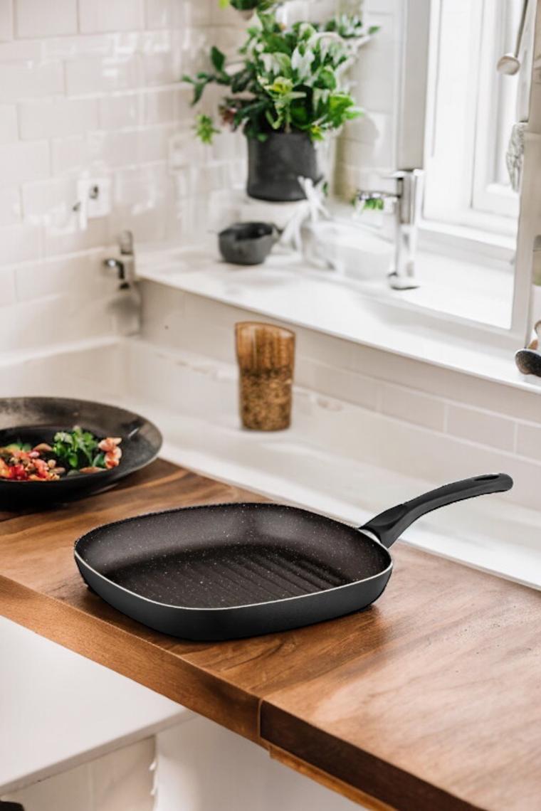Bayev Ragnar Grill Izgara Tavası - 26 cm Çizgili Yanmaz Yapışmaz Granit Tava