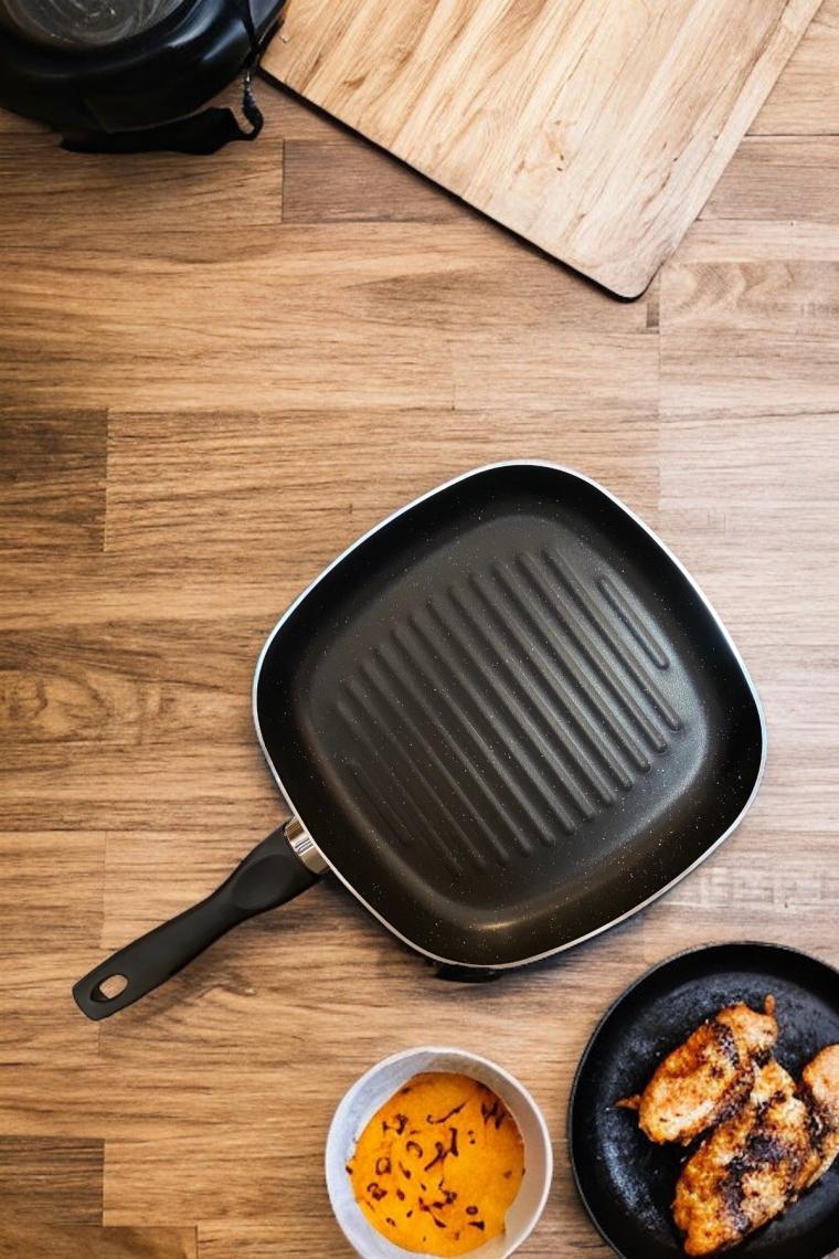 Bayev Ragnar Grill Izgara Tavası - 26 cm Çizgili Yanmaz Yapışmaz Granit Tava