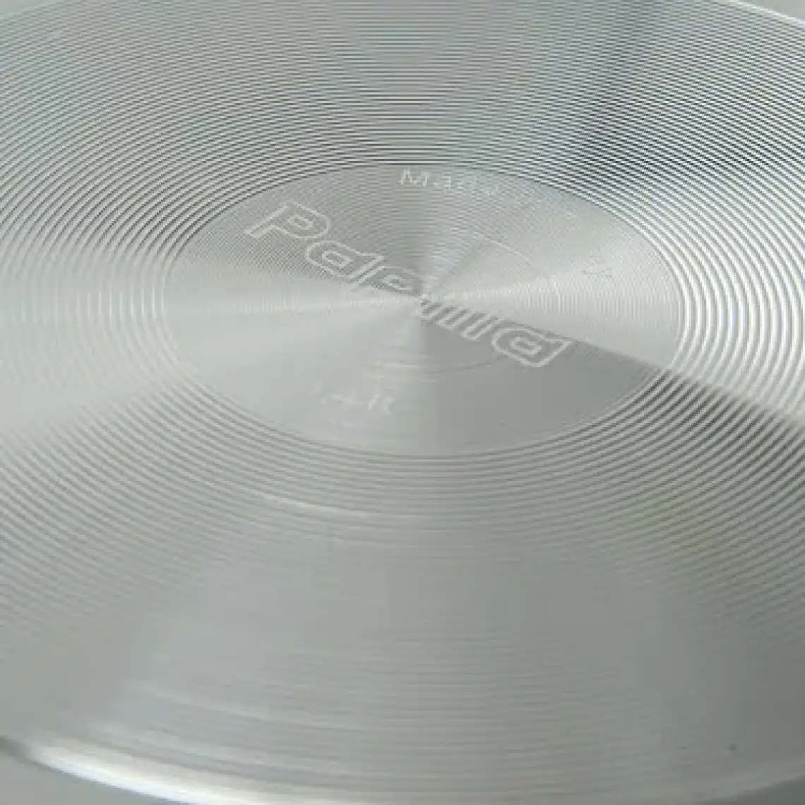 Papilla Redio Yumurta Sahanı 22 Cm
