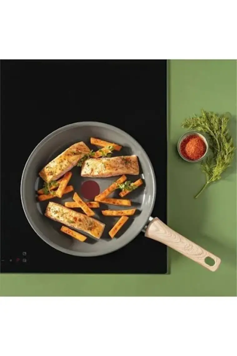 Tefal Ceramic Renew Geri Dönüştürülebilir 30 Cm İndüksiyon Tabanlı Tava - 2100129954