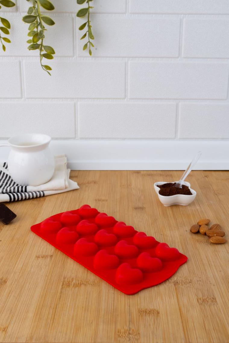 Kalp Çikolata Ve Buz Kalıbı