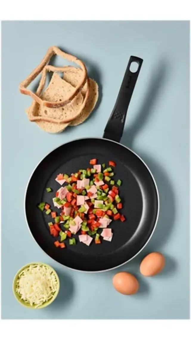 Tefal B55507 Titanyum 1X Extra Cook & Clean Tava 30 cm - 2100118958