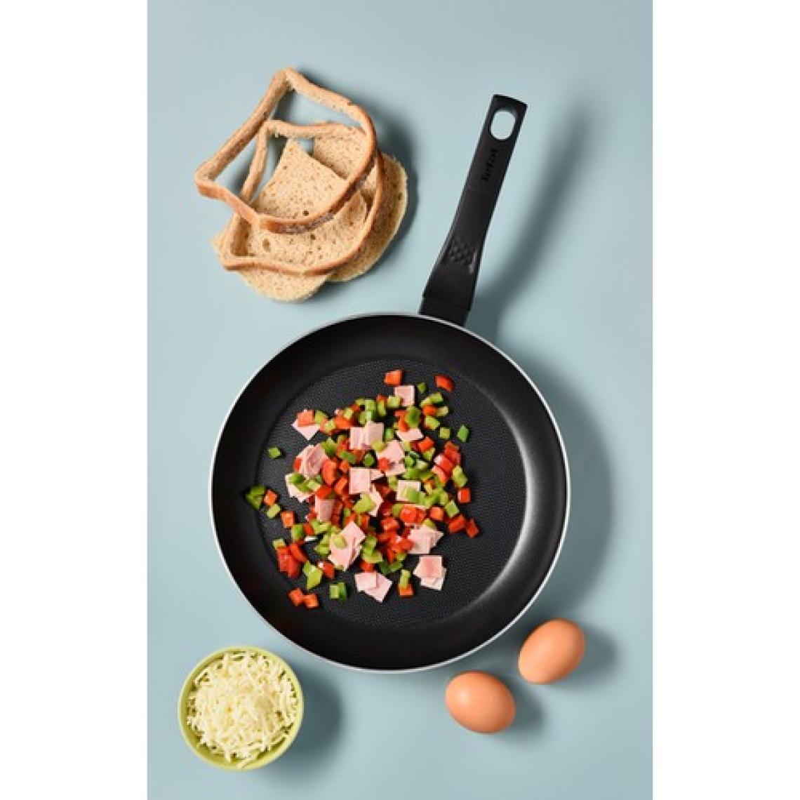 Tefal Titanyum 1X SimpleCook Difüzyon Tabanlı 30 cm Tava