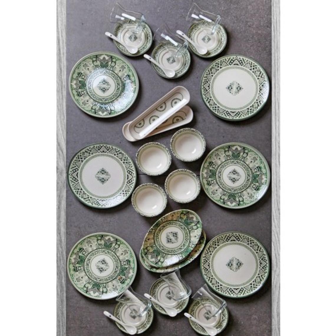 Kitchen Life 32 Parça 6 Kişilik Motif Desenli Porselen Kahvaltı Takımı Bone China