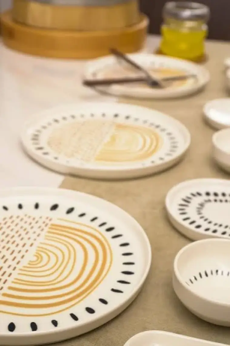 Heda Porselen Yakamoz 16 Parça 6 Kişilik Kahvaltı Takımı