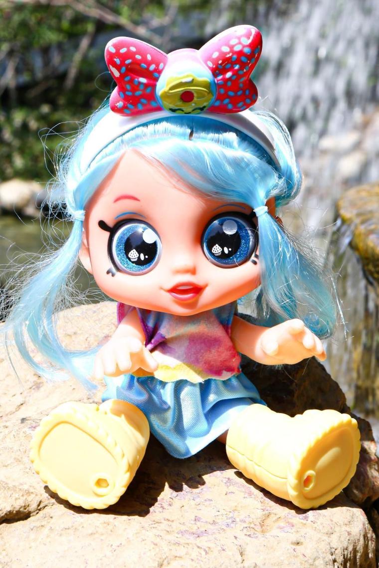 Global Toys Sweet Girls Türkçe Konuşan 30 cm Oyuncak Bebek