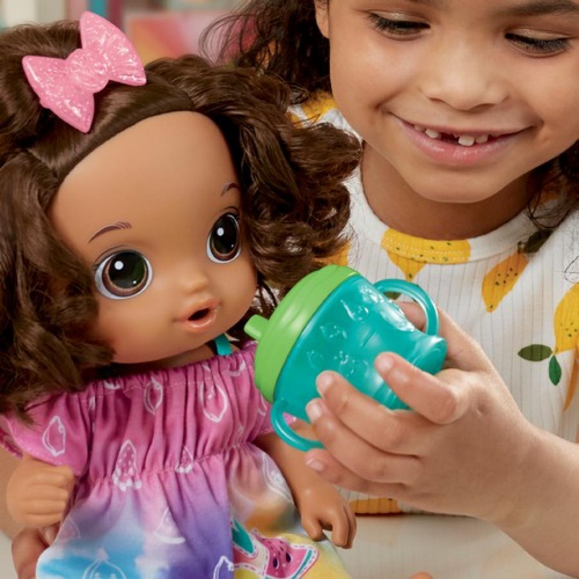 Baby Alive Bebeğimle Eğlenceli Yudumlar Esmer F7357