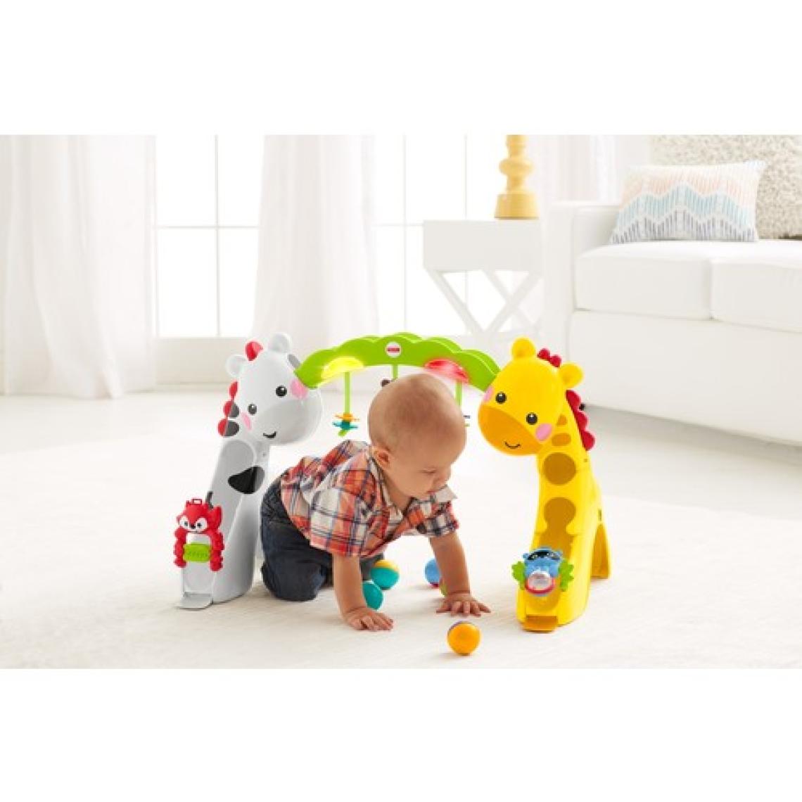 Fisher-Price Oyuncak Dünyası Jimnastik Merkezi Işıklı Müzikli CCB70