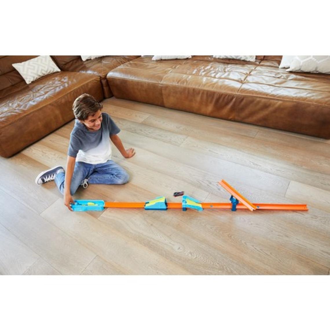 Hot Wheels Track Builder Tasarla ve Yeniden Oluştur Serisi Uzun Atlama GLC89