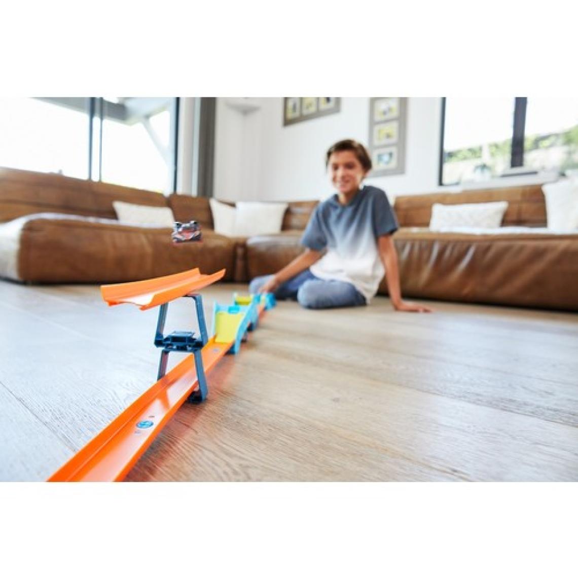 Hot Wheels Track Builder Tasarla ve Yeniden Oluştur Serisi Uzun Atlama GLC89