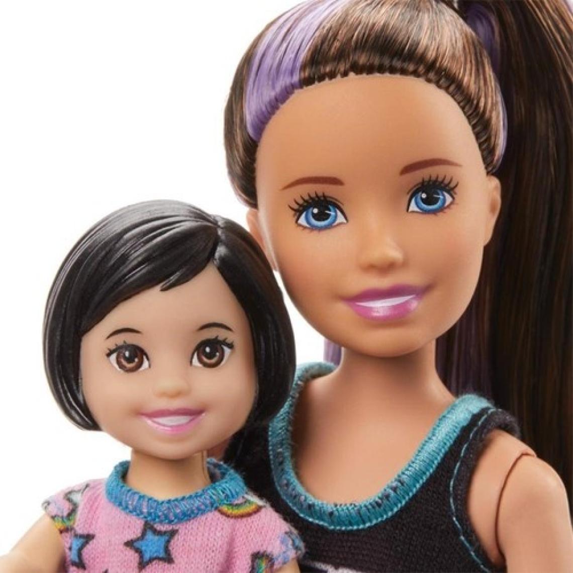 Barbie Bebek Bakıcılığı Oyun Seti