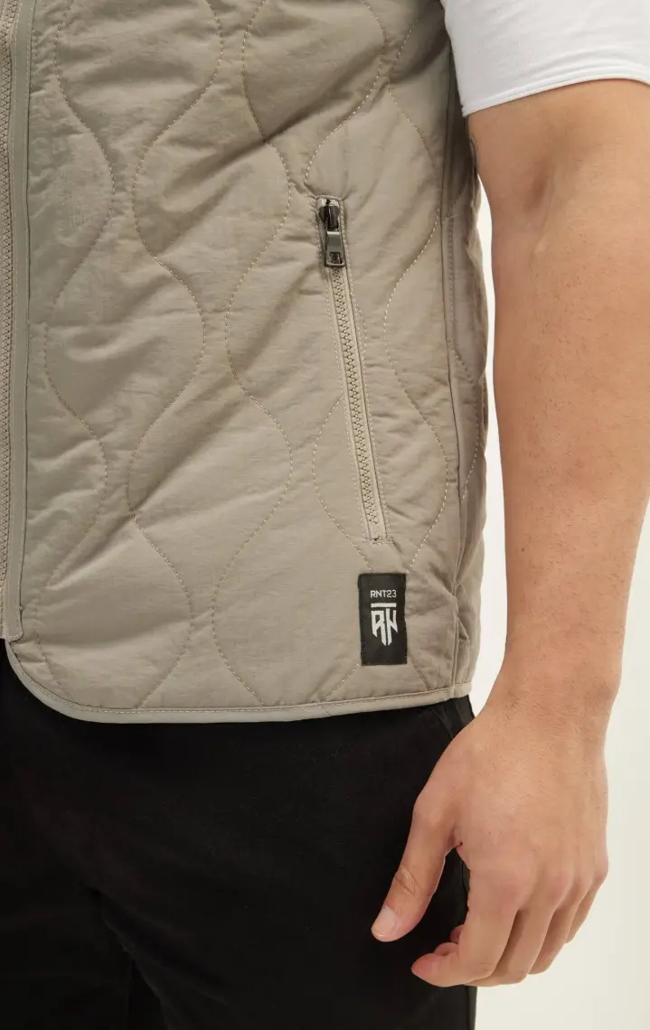 Cekmon Erkek Regular Fit Bomber Yaka Fermuarlı Çok Cepli Kapitone Spor Yelek