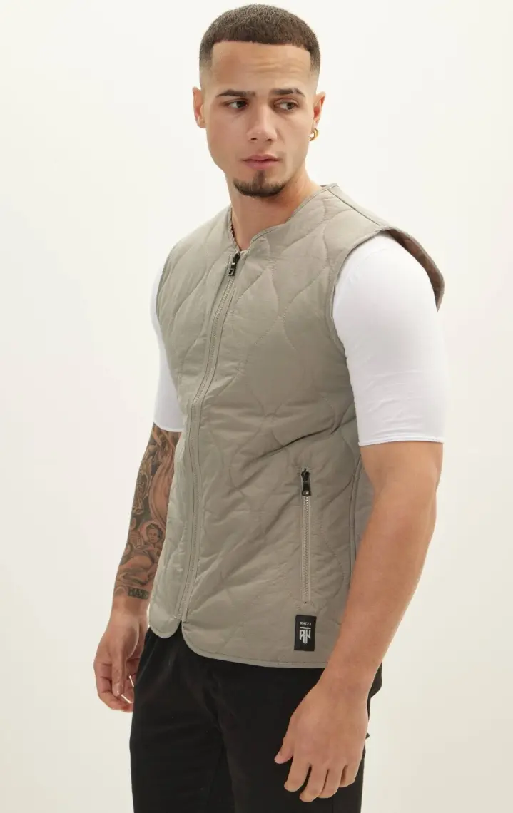 Cekmon Erkek Regular Fit Bomber Yaka Fermuarlı Çok Cepli Kapitone Spor Yelek