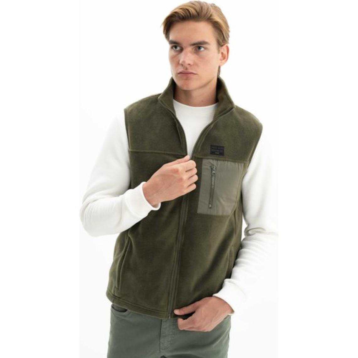 Arma Erkek Kışlık Fermuar Cepli Tam Fermuar Kısa Kollu Regular Fit Yelek K26424674201