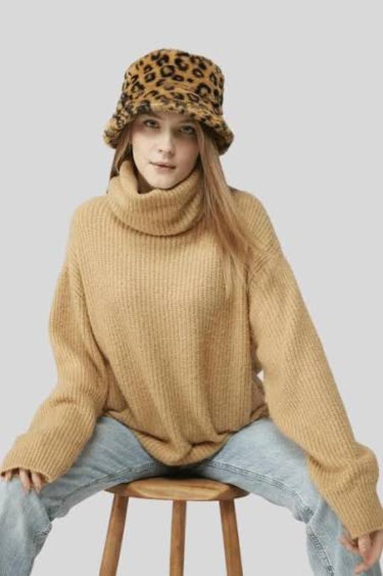 Saria Moda Leopar Desen Peluş Bucket Şapka