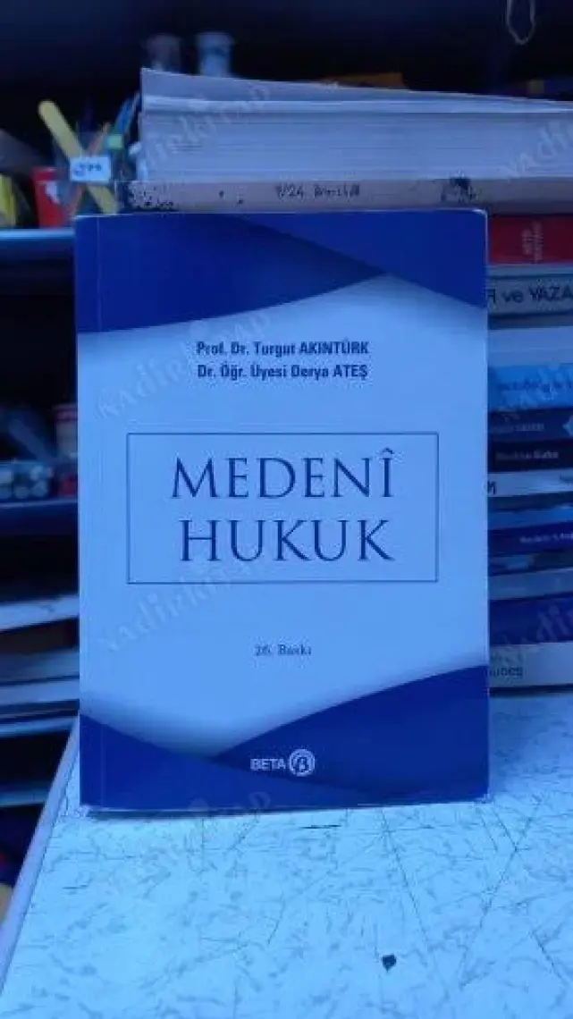 Türk Medeni Hukuku Başlangıç Hükümleri - Kişiler Hukuku (1.cilt) - Jale G. Akipek