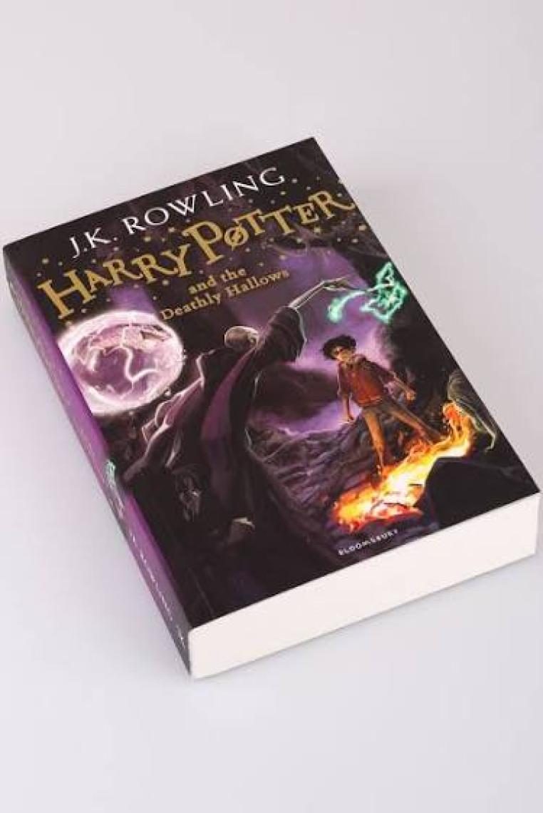 Harry Potter and The Deathly Hallows - J. K. Rowling 9781408855713