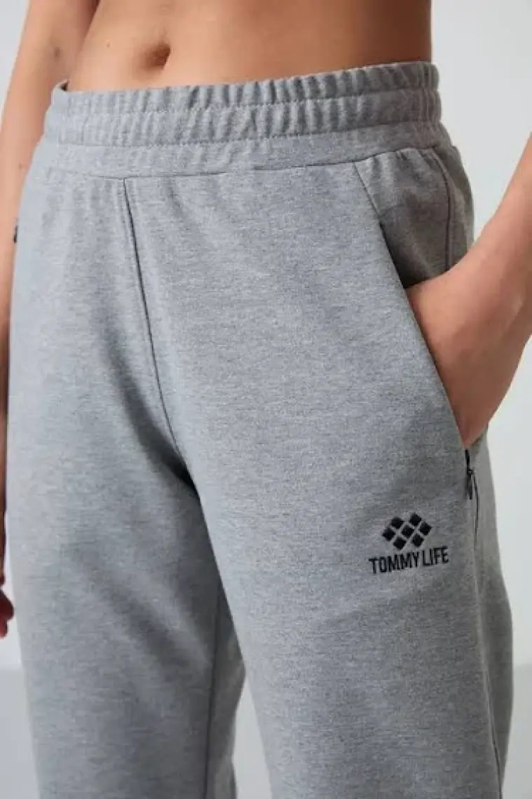 Tommy Life Siyah Gizli Fermuar Cepli Rahat Form Klasik Paça Kadın Eşofman Alt - 94148